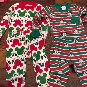 Hanna andresson disney Christmas pajamas